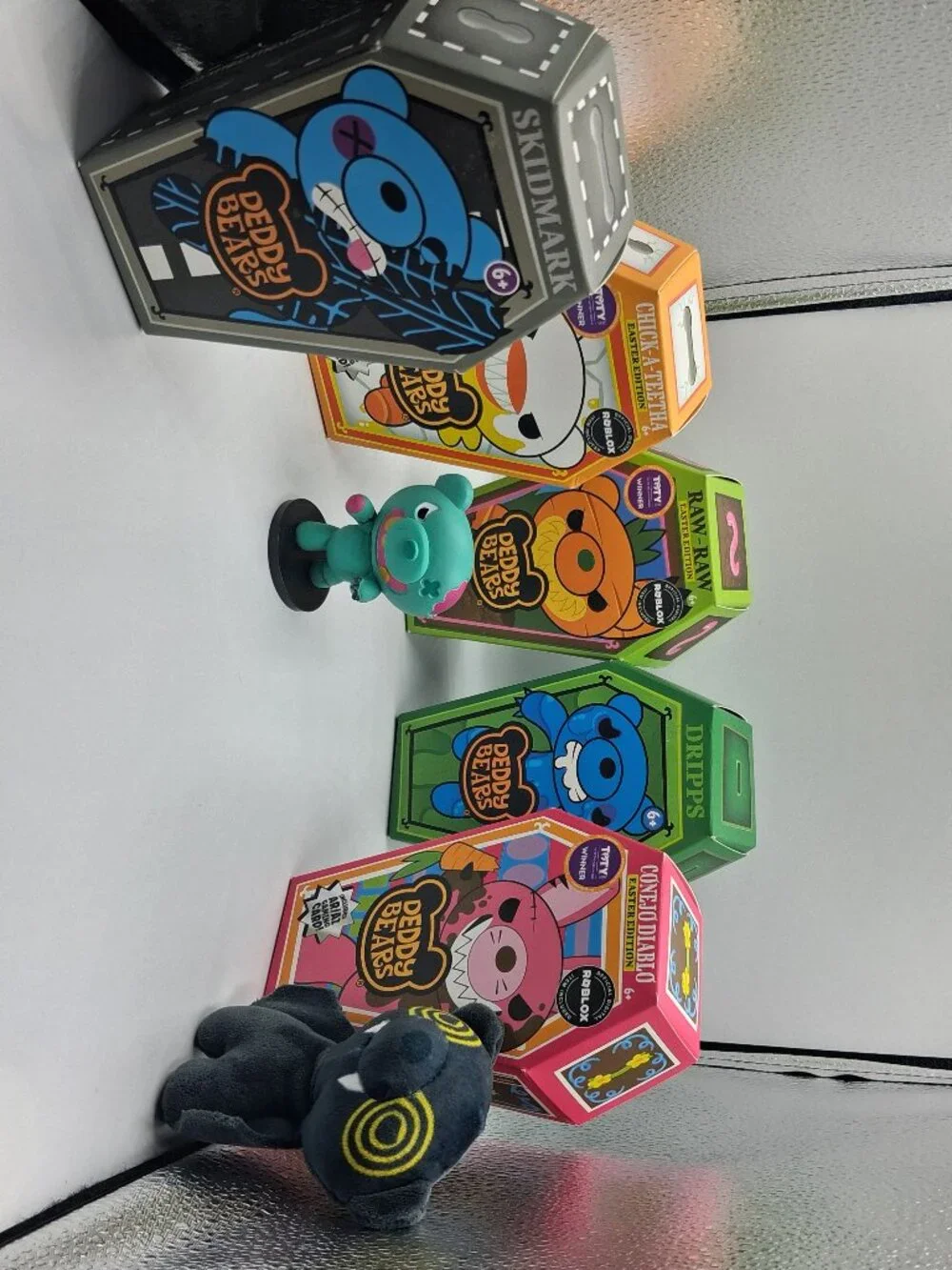 Lot of 7 Deddy Bears 2024 & 2025 Zombat Zombear Raw-Raw Chick-A-Teetha Skidmark